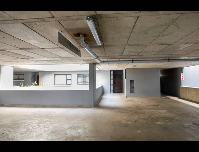 2 BEDROOM APARTMENT FOR SALE IN WINDERMERE
